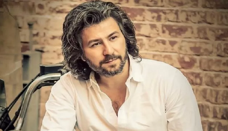 منصور، خواننده لس آنجلسی، به مناسبت تولد دوقلوهایش عکسی به اشتراک گذاشته که برای هوادارانش این عسک بسیار جالب به نظر رسیده است.