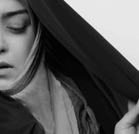 elham-charkhandeh-2-namakstan-ir-5 عکس هایی بسیار جذاب و زیبا از الهام چرخنده خانم بازیگر و مجری معروف ایرانی در فضای مجازی به سرعت وایرال شد.