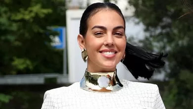 عکس/محتویات کیف جورجینا رودریگز جنجال برانگیز شد!