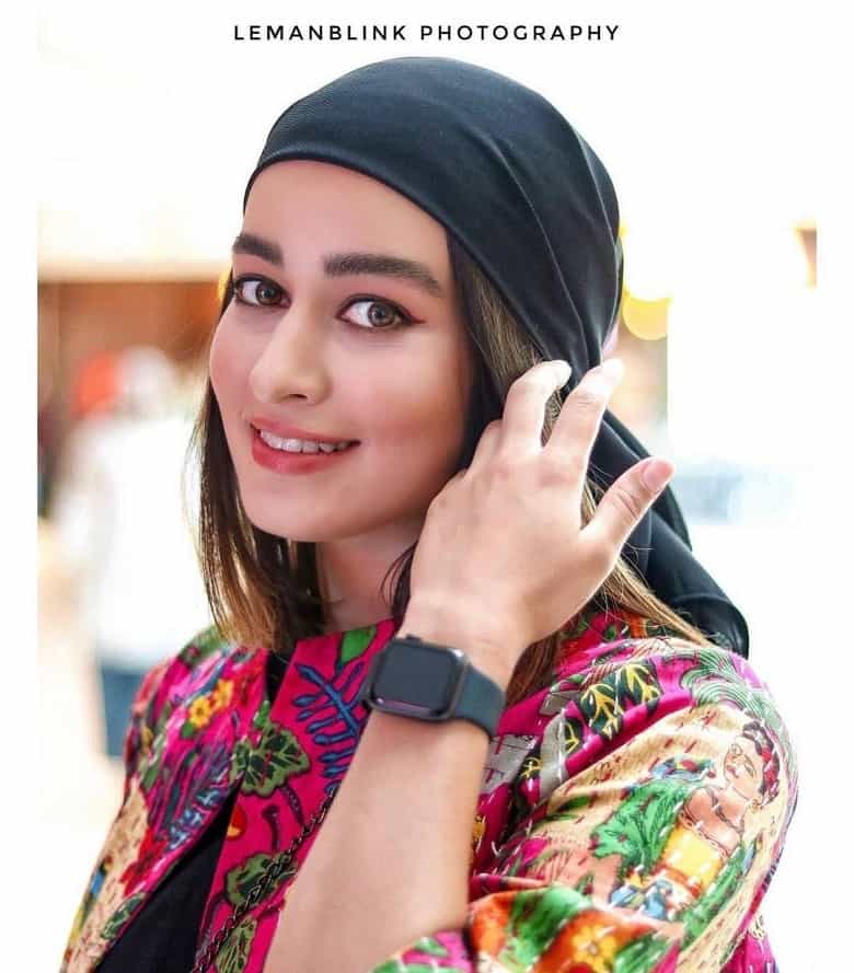 مه‌لقا می‌نوش‌زاد یا نیکان در دنیای واقعی تیپ متفاوتی داشته است.