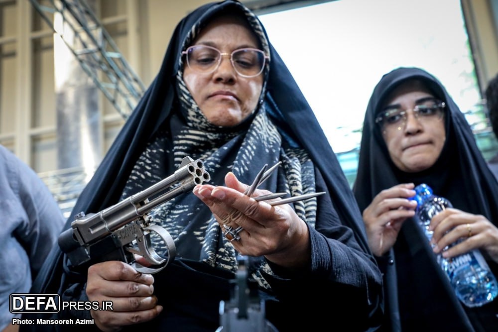 عکس‌هایی از برخی نمایندگان مجلس که فراگیر شد 