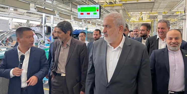 عکسی از آقای وزیر که آبروی ایران را در چین برد