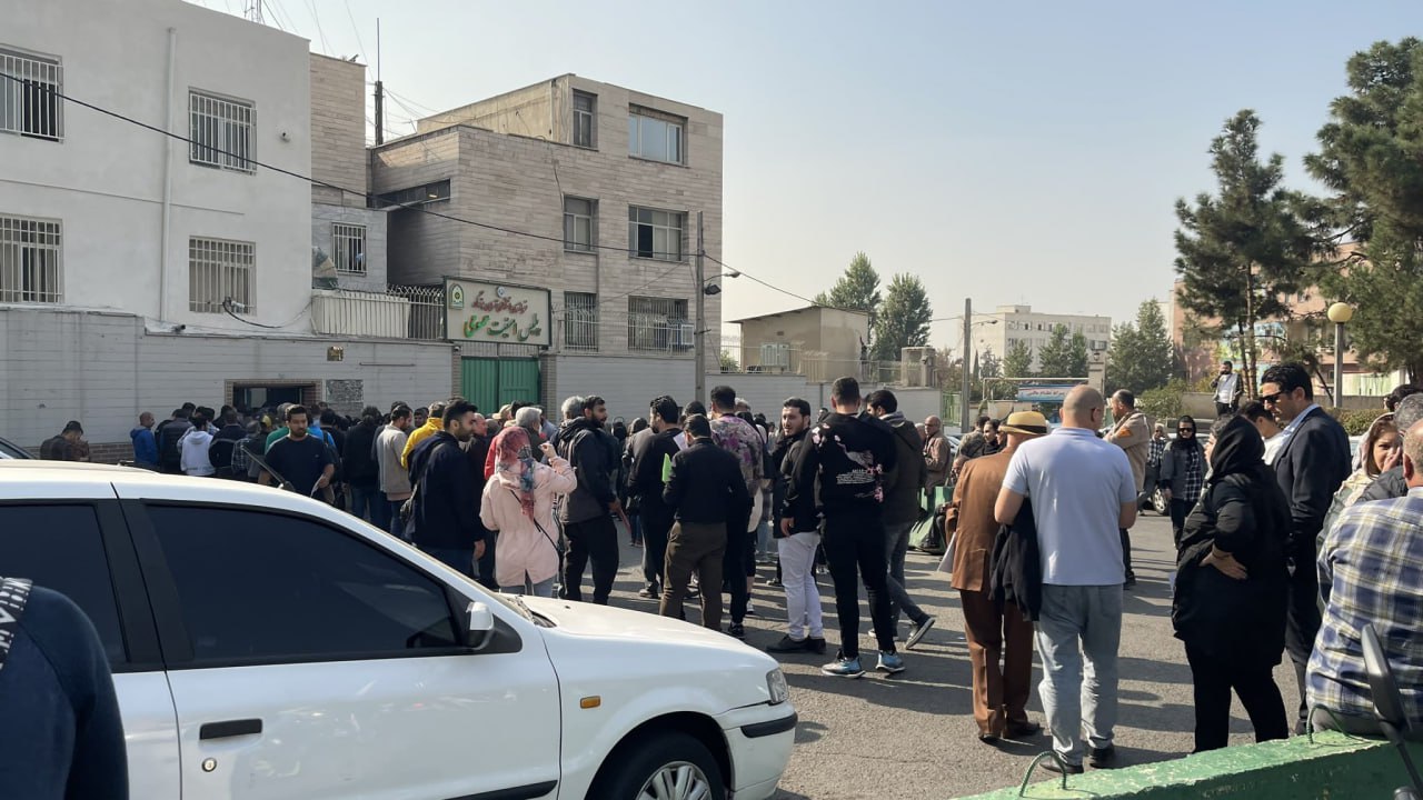 تصویری از یک تجمع در تهران که نگران‌کننده است