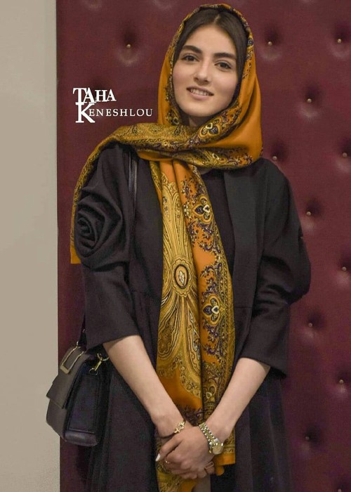 بررسی استایل پردیس پورعابدینی