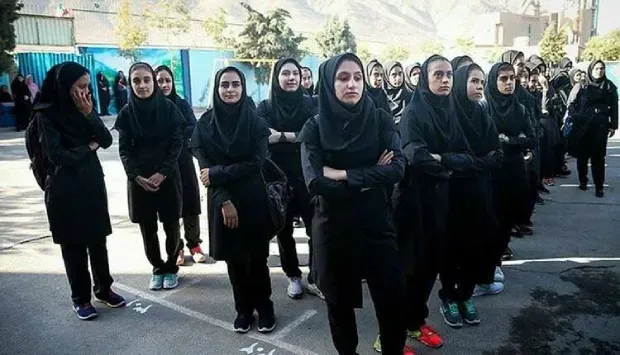 میانگین نگران‌کننده‌ی نمرات امتحان نهایی خرداد ۱۴۰۲ دانش‌آموزان سراسر کشور