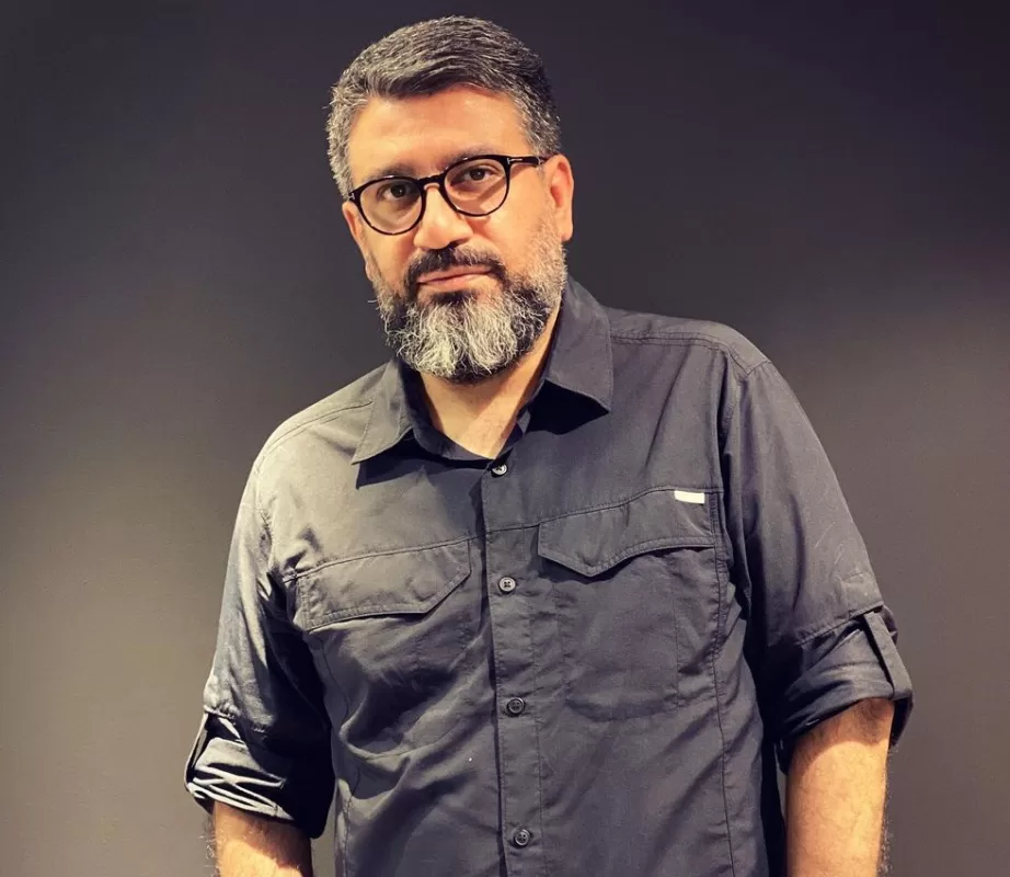 تاکسی آبی فیروزه ای