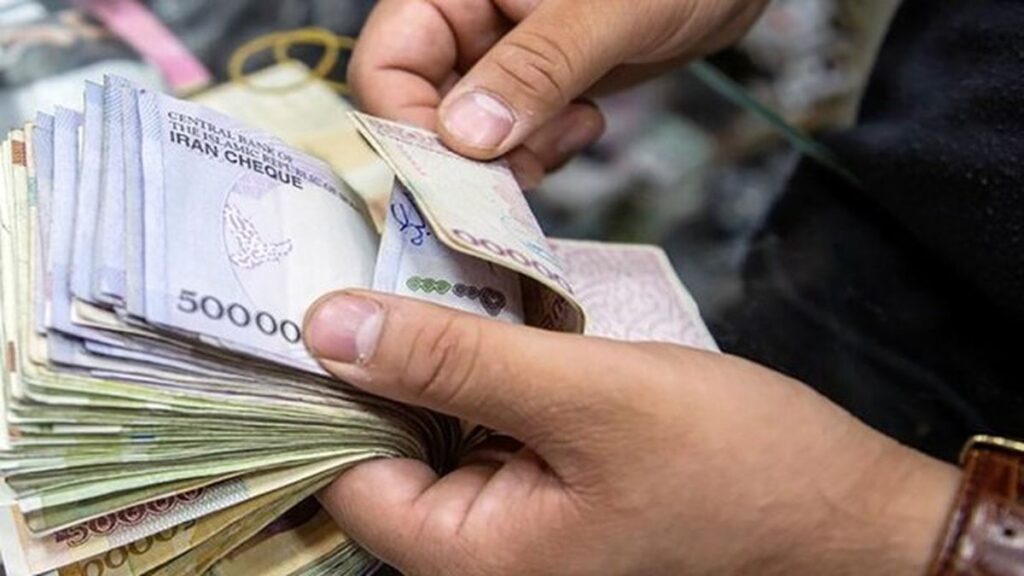 مقایسه دستمزد کارگران ایرانی و عربستانی به نسبت قیمت بنزین