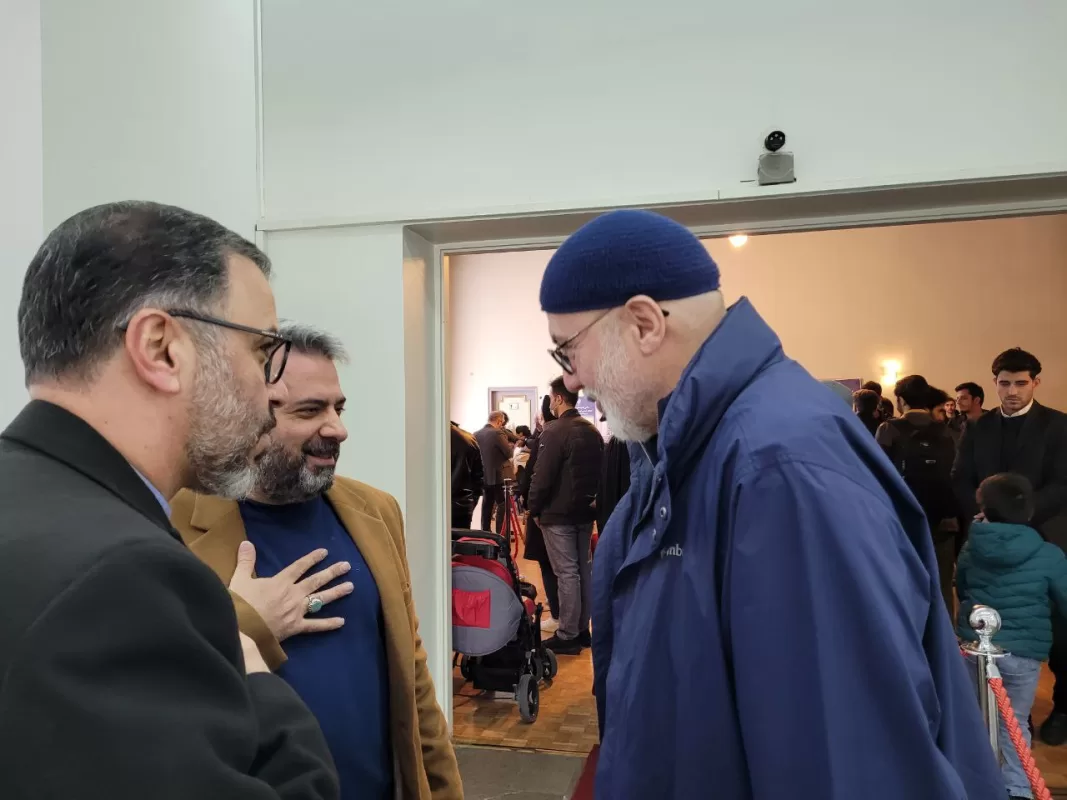 تصاویری از استایل فرهاد قائمیان در شعبه اخذ رأی 