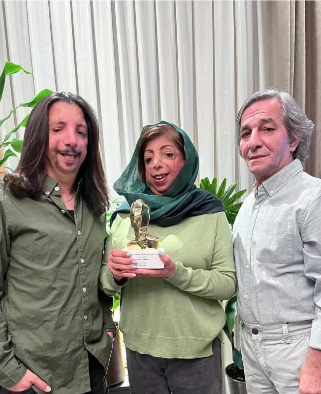 مهسا ایرانی کیست