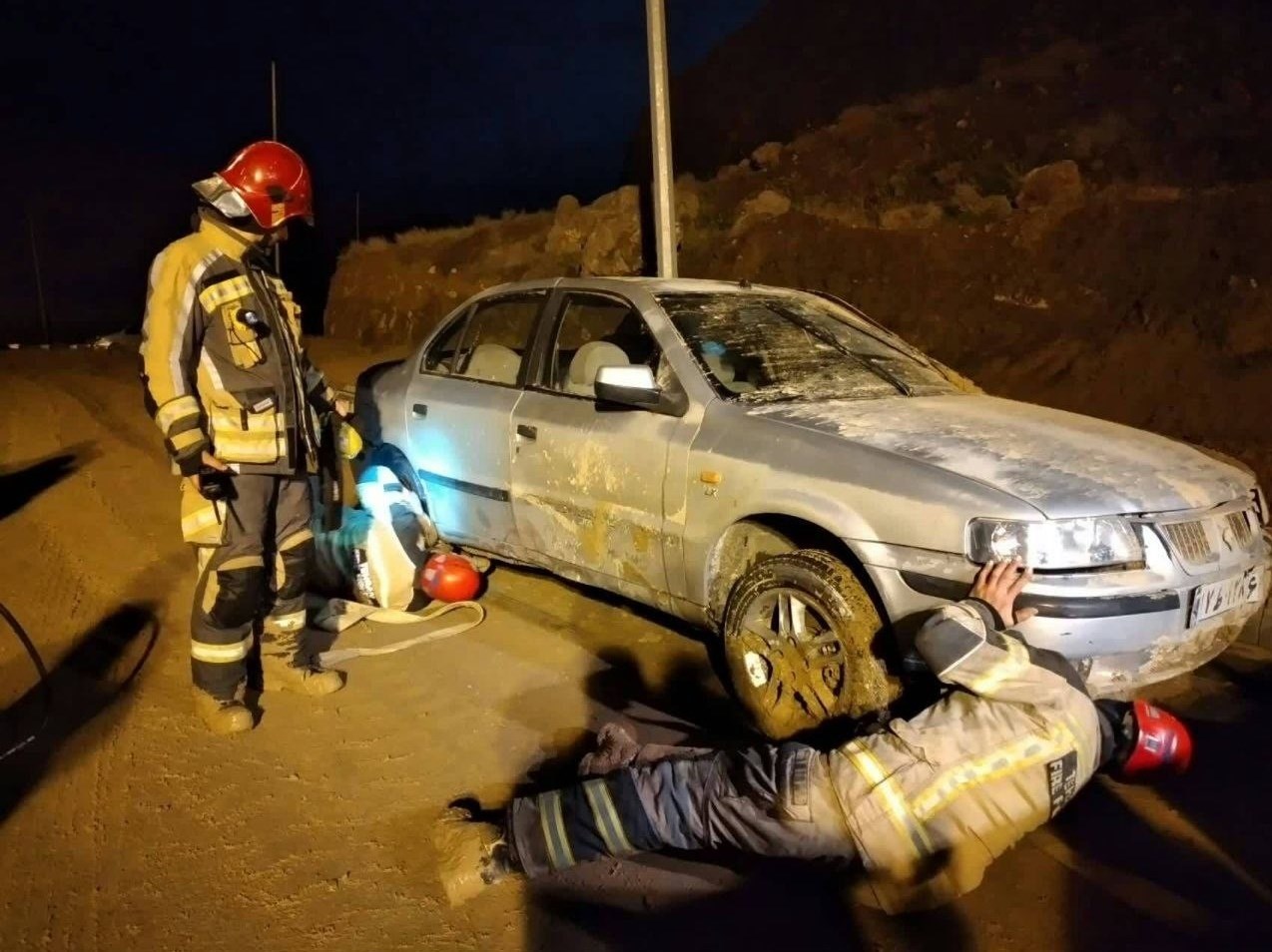 بلایی که سیلاب بر سر اتوبان معروف تهران آورد 